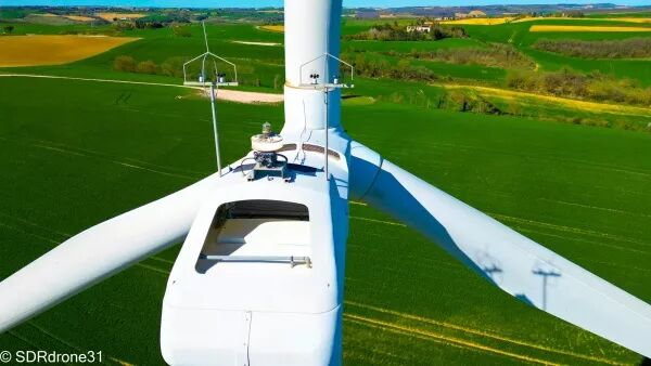 Inspection d'ouvrage d'art / �olienne : Drone